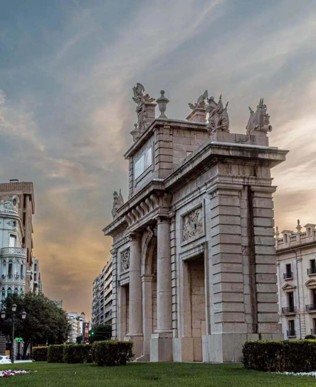 Apartamento Turistico Lux Center Valencia Exterior foto
